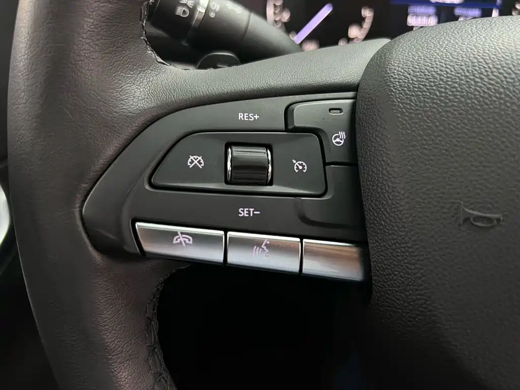 Cadillac XT4 — миниатюра 21
