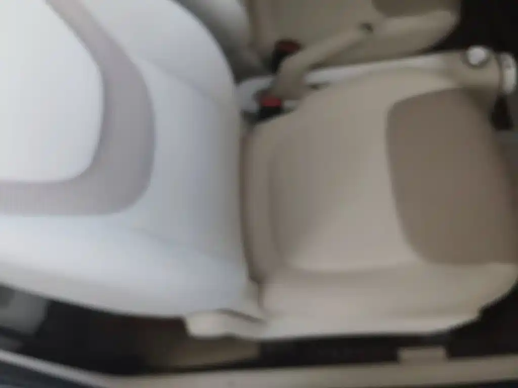 Wuling MINIEV — миниатюра 25