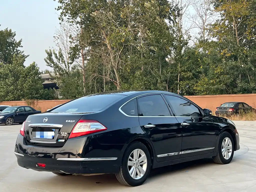 Nissan Teana — миниатюра 5
