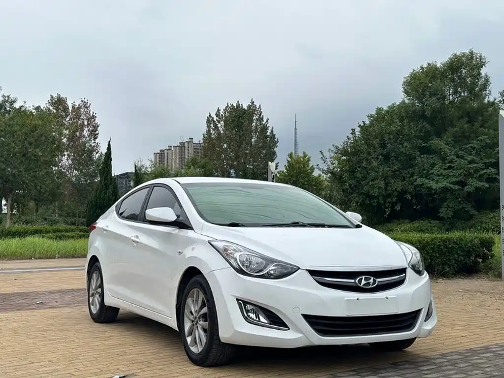 Hyundai Elantra Langdong — миниатюра 3