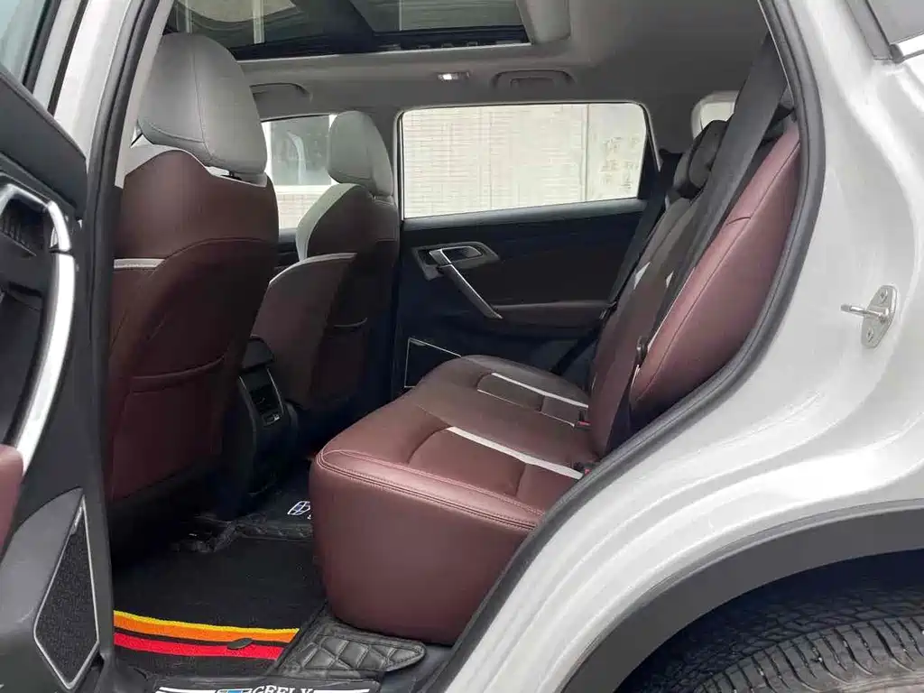 Geely Boyue — миниатюра 9