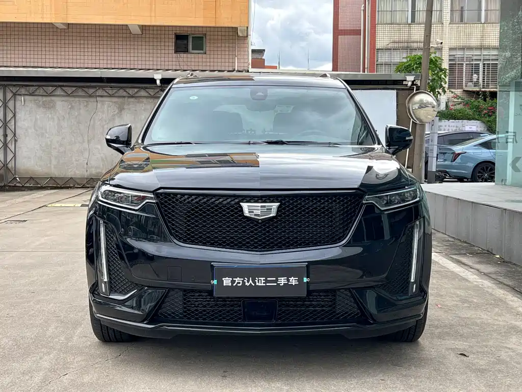 Cadillac XT6 2025 2.0T мест Luxury Executive