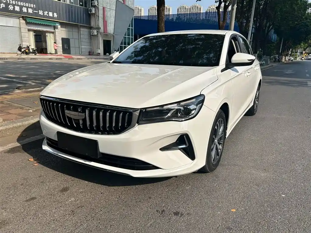 Geely Emgrand 2024