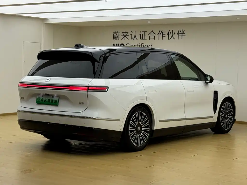 NIO ES8 — миниатюра 6