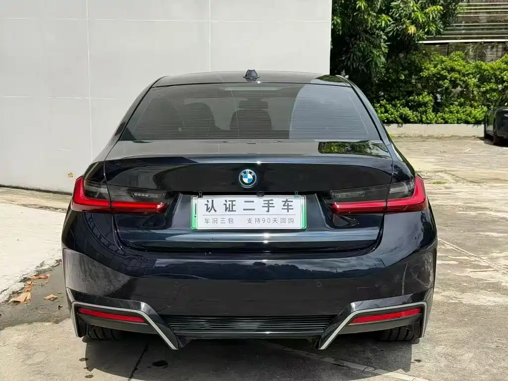 BMW i3 — миниатюра 8