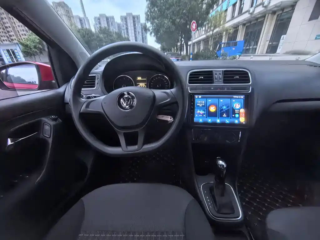 Volkswagen Polo — миниатюра 10