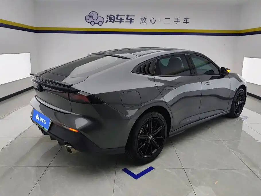 Changan UNI-V iDD — миниатюра 3