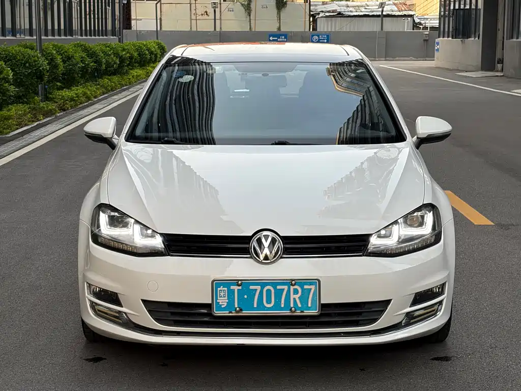 Volkswagen Golf — миниатюра 2