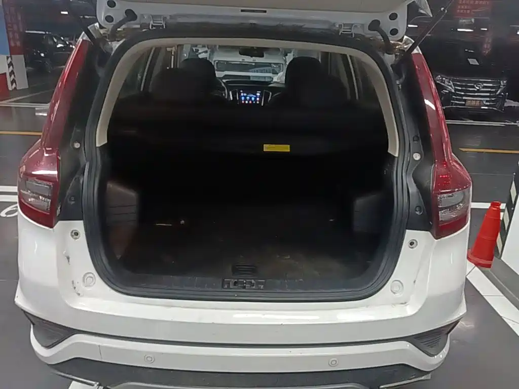 Geely Vision X6 — миниатюра 19