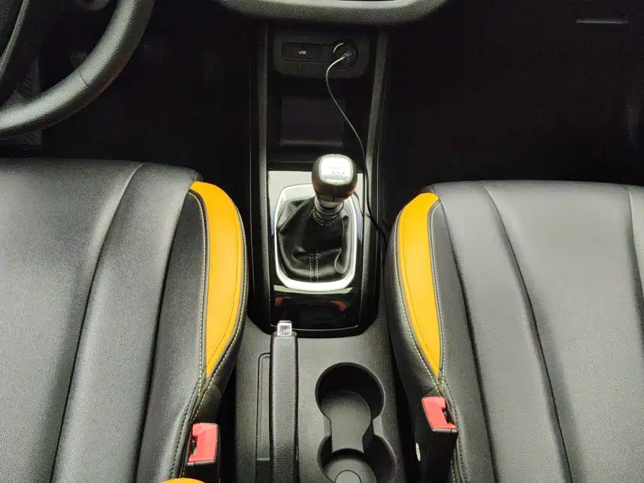 Baojun 310 — миниатюра 16