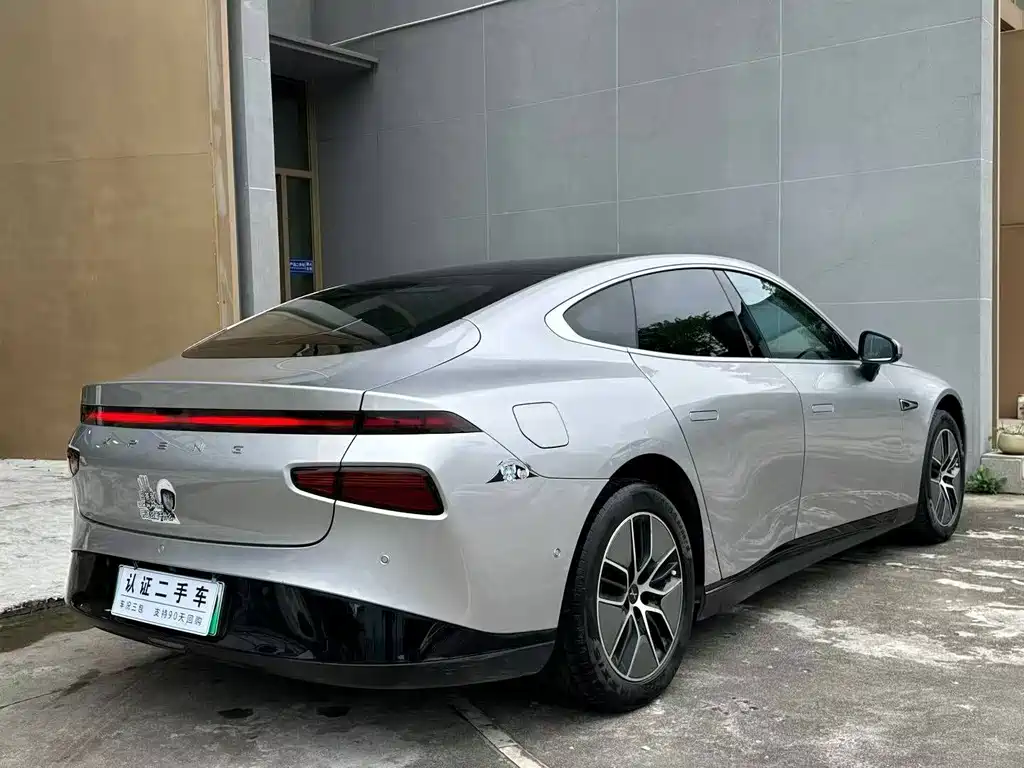 XPeng P7 — миниатюра 7
