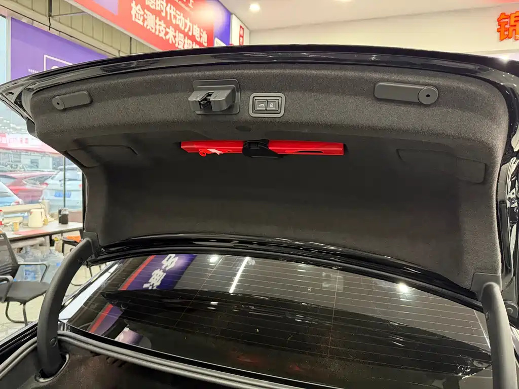 Audi A6L — миниатюра 15