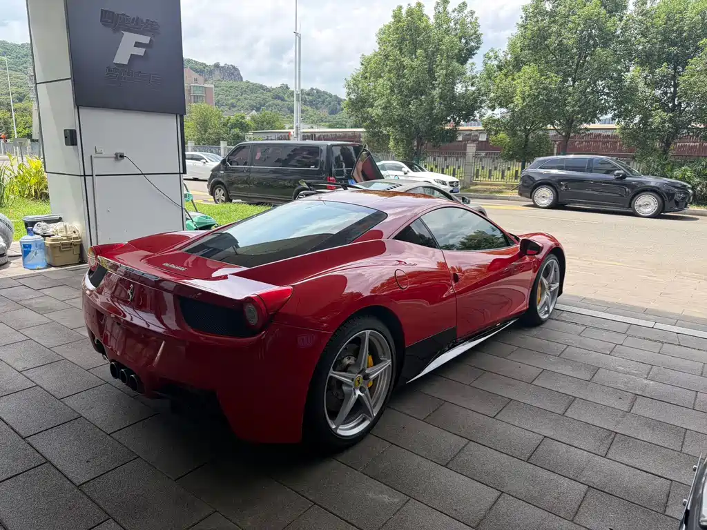 Ferrari 458 2011 4.5L Italia
