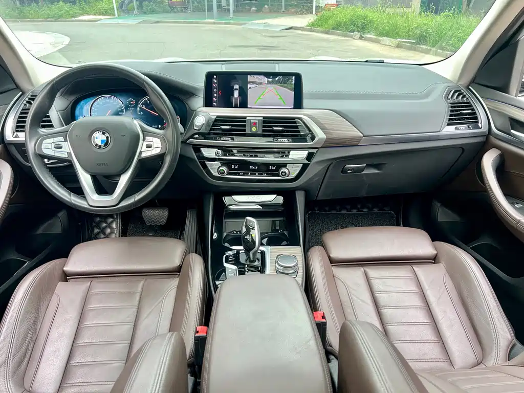 BMW X3 — миниатюра 8