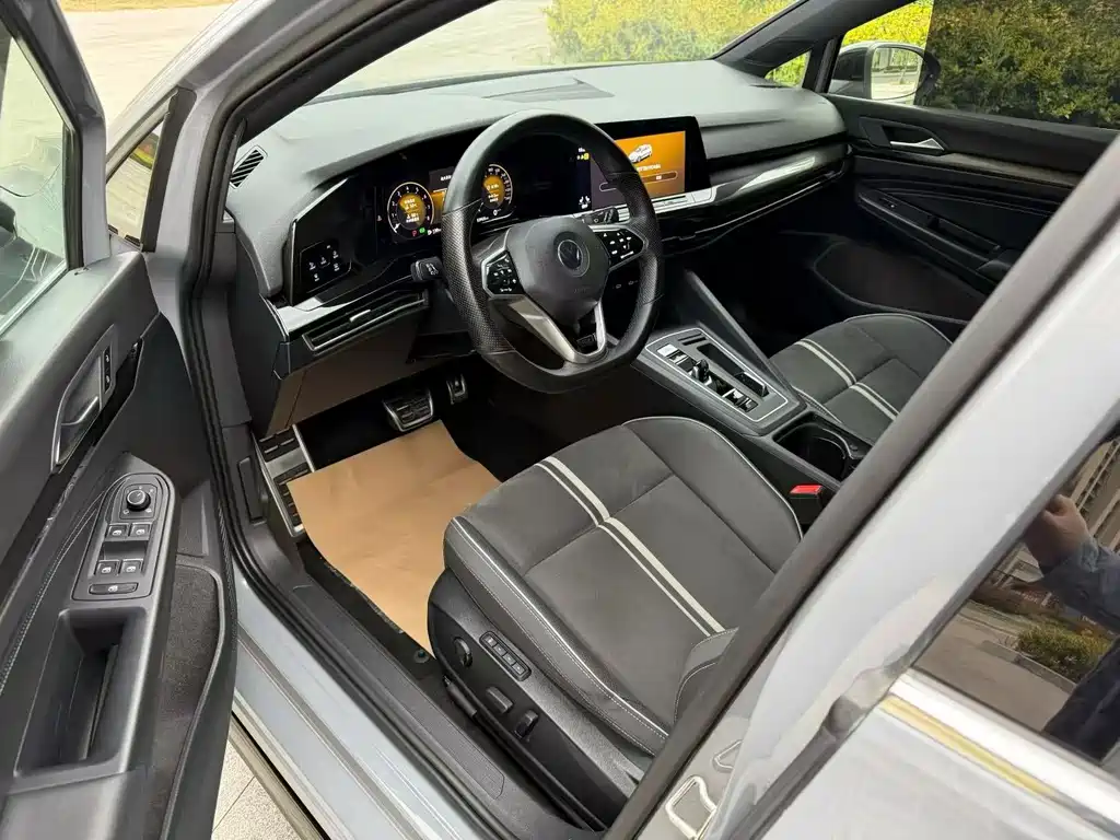 Volkswagen Golf — миниатюра 8