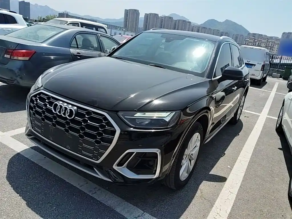 Audi Q5L 2021