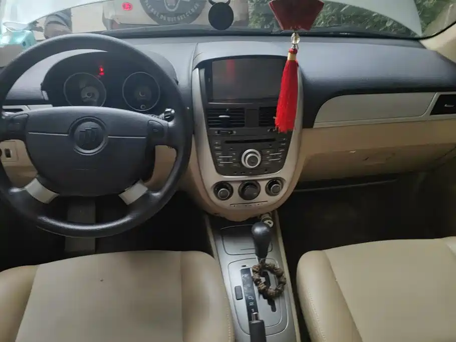 Buick Excelle — миниатюра 12