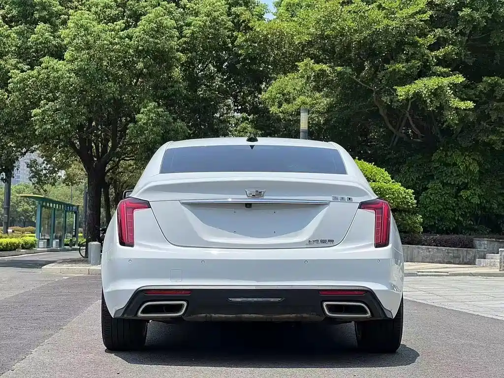 Cadillac CT5 — миниатюра 8