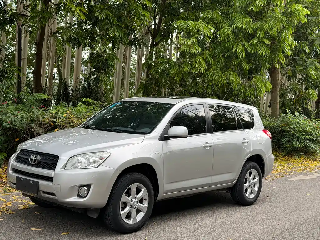 Toyota RAV4 2009
