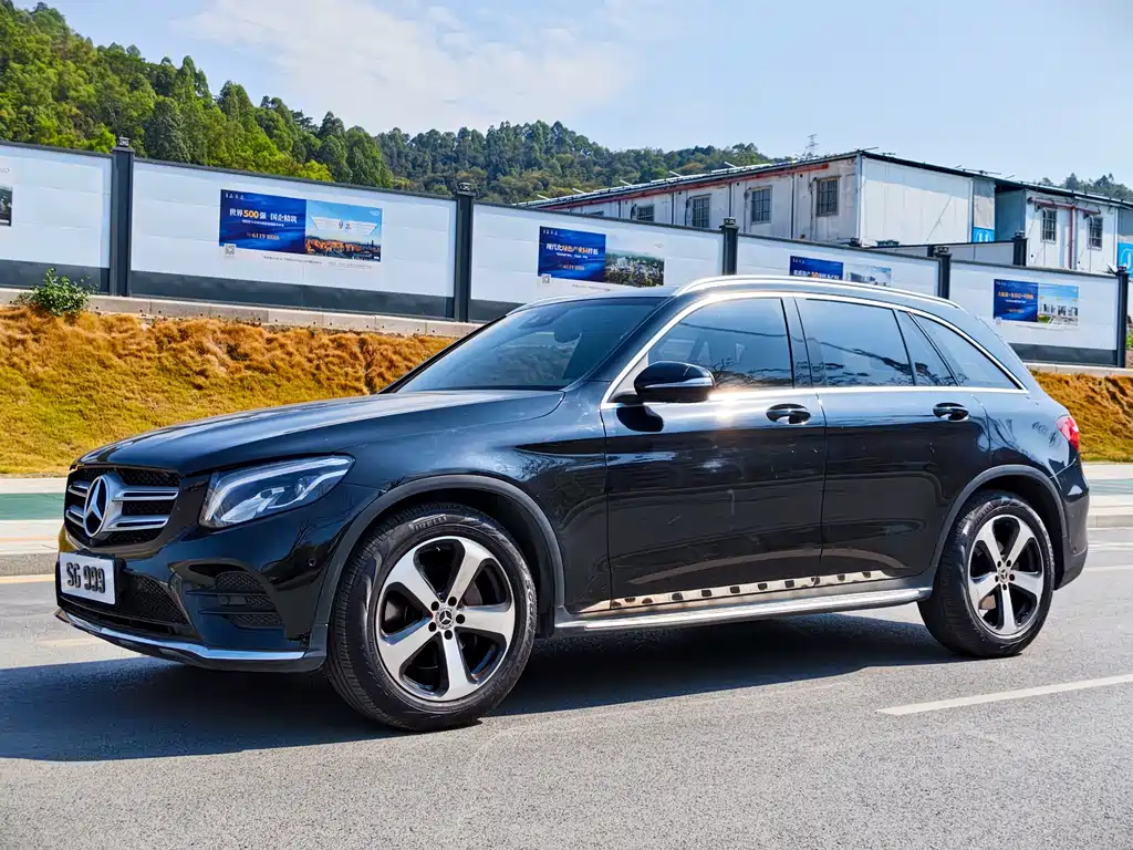 MERCEDES-BENZ GLC