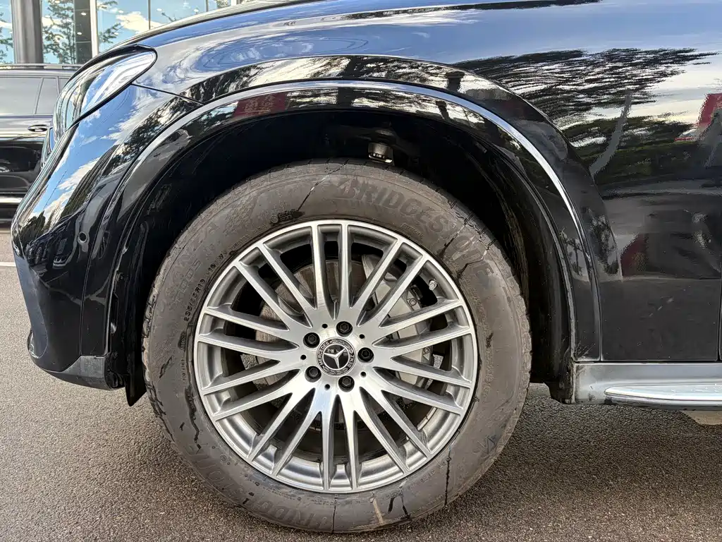 Mercedes-Benz GLC — миниатюра 11