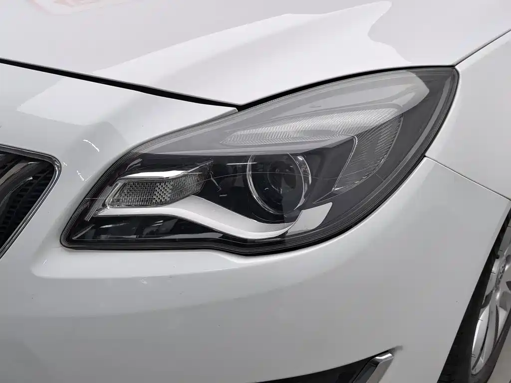 Buick Regal — миниатюра 7