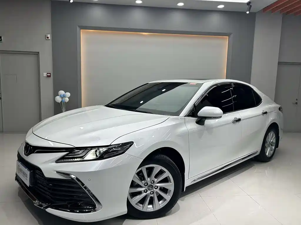 Toyota Camry 2023