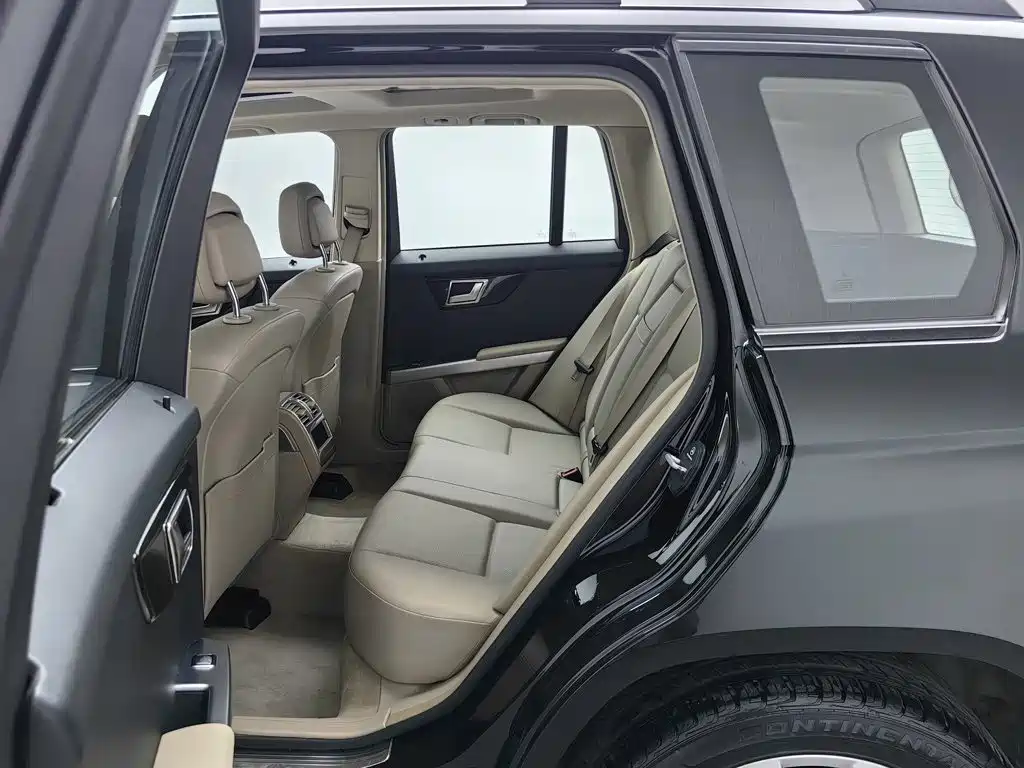 Mercedes-Benz GLK-Class (Import) — миниатюра 15