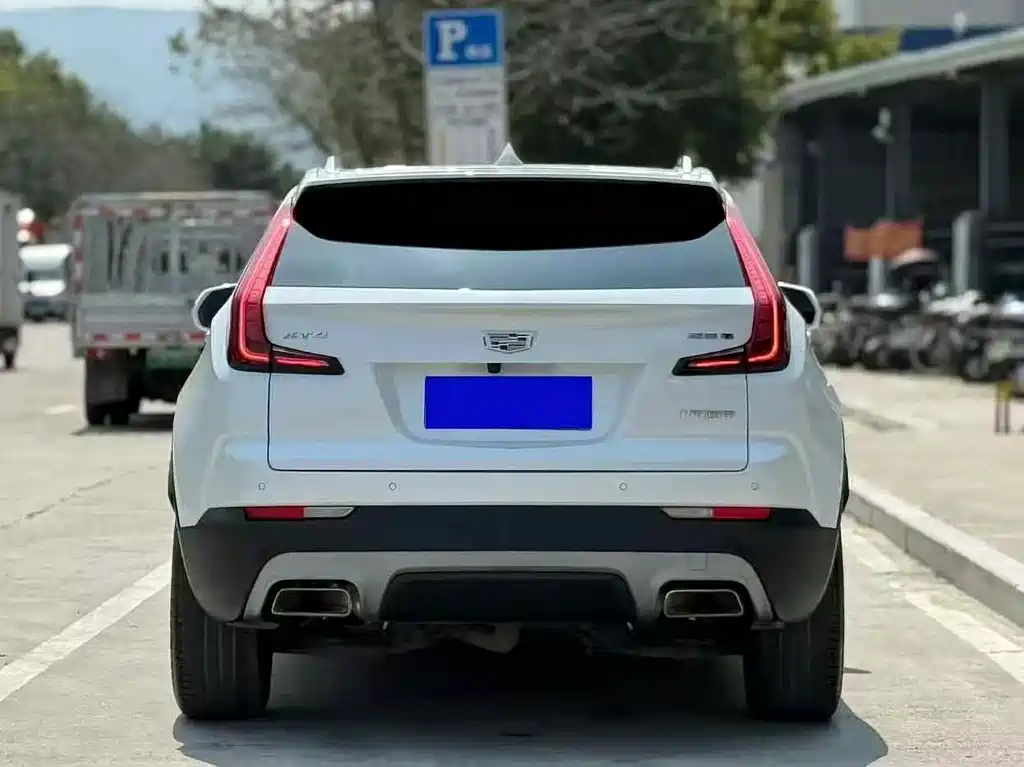 Cadillac XT4 — миниатюра 7