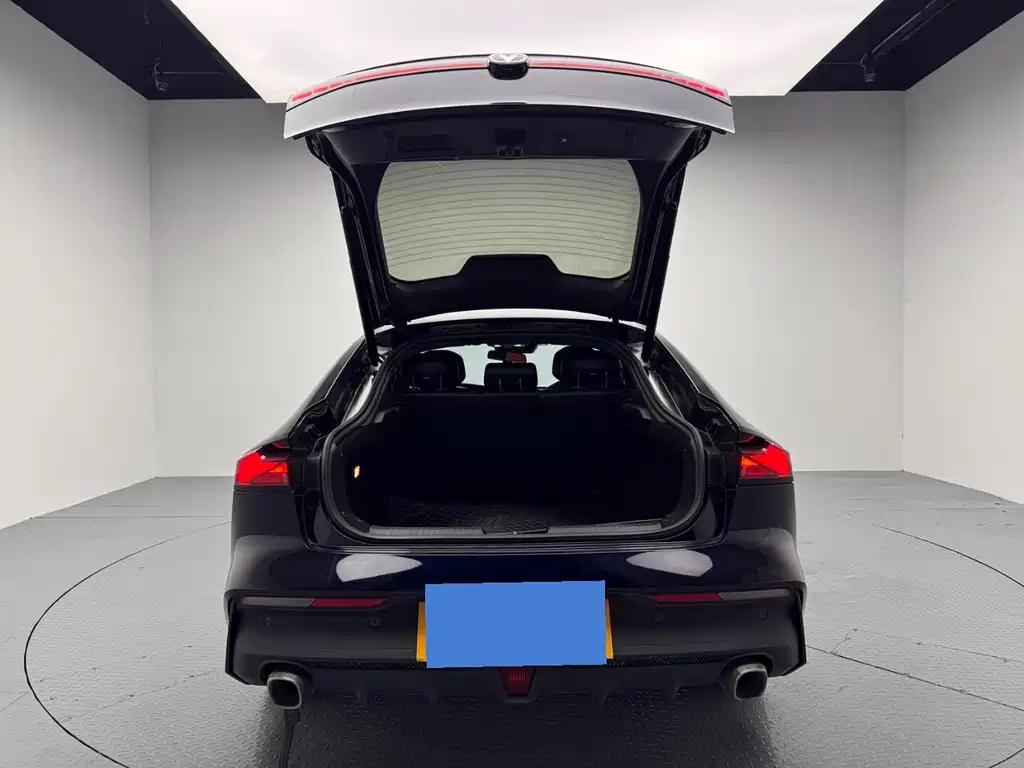 Changan UNI-V iDD — миниатюра 11