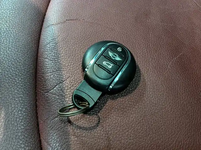 MINI Mini Clubman — миниатюра 10
