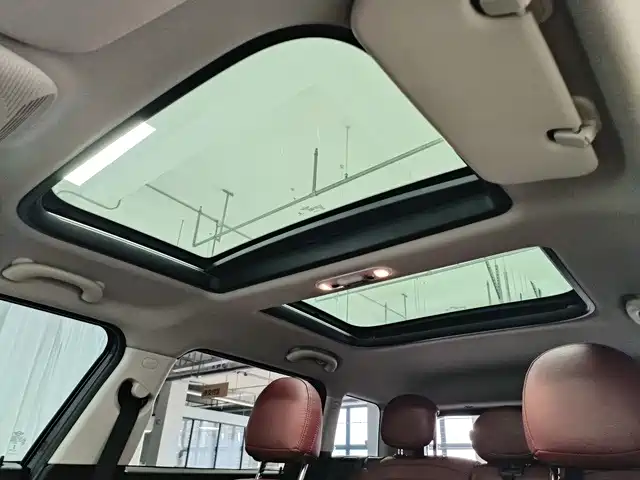 MINI Mini Clubman — миниатюра 13