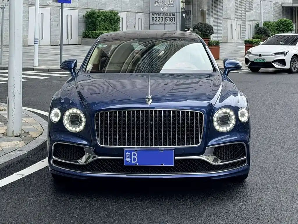 Bentley Flying Spur — миниатюра 2