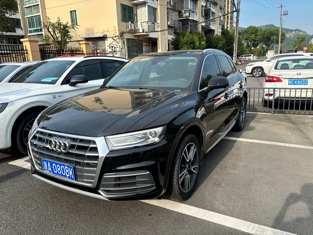 Audi Q5L — миниатюра 3