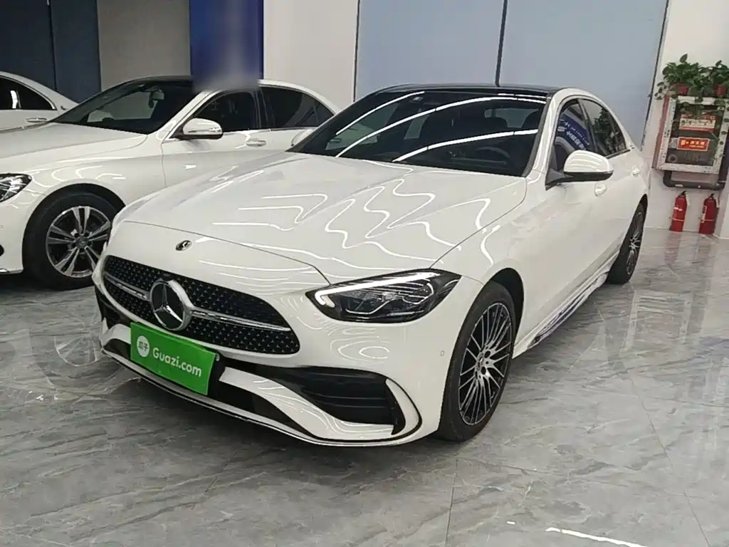 Mercedes-Benz C-Class — миниатюра 2