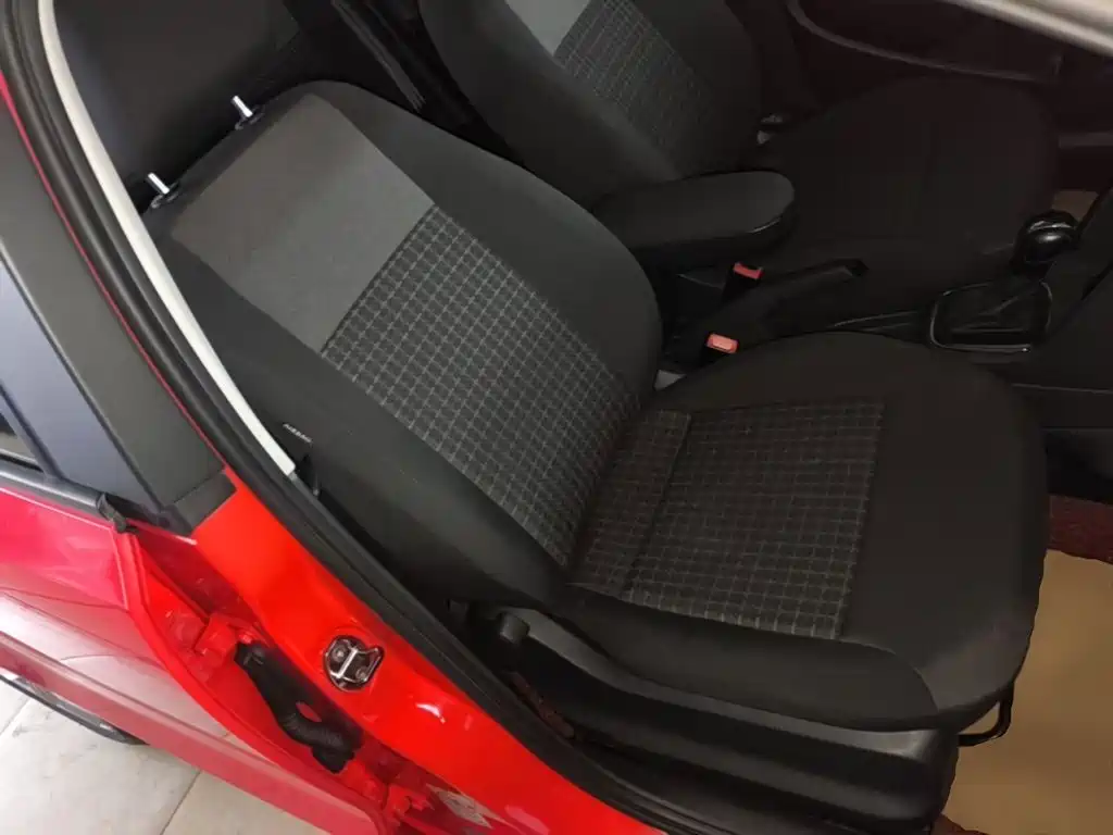 Volkswagen Polo — миниатюра 25