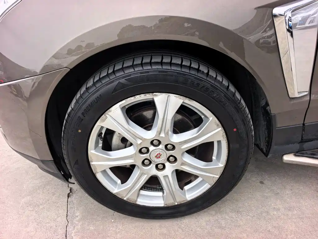 Cadillac SRX — миниатюра 8