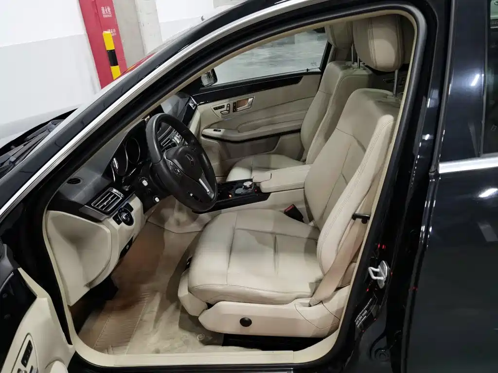 Mercedes-Benz E-Class — миниатюра 10