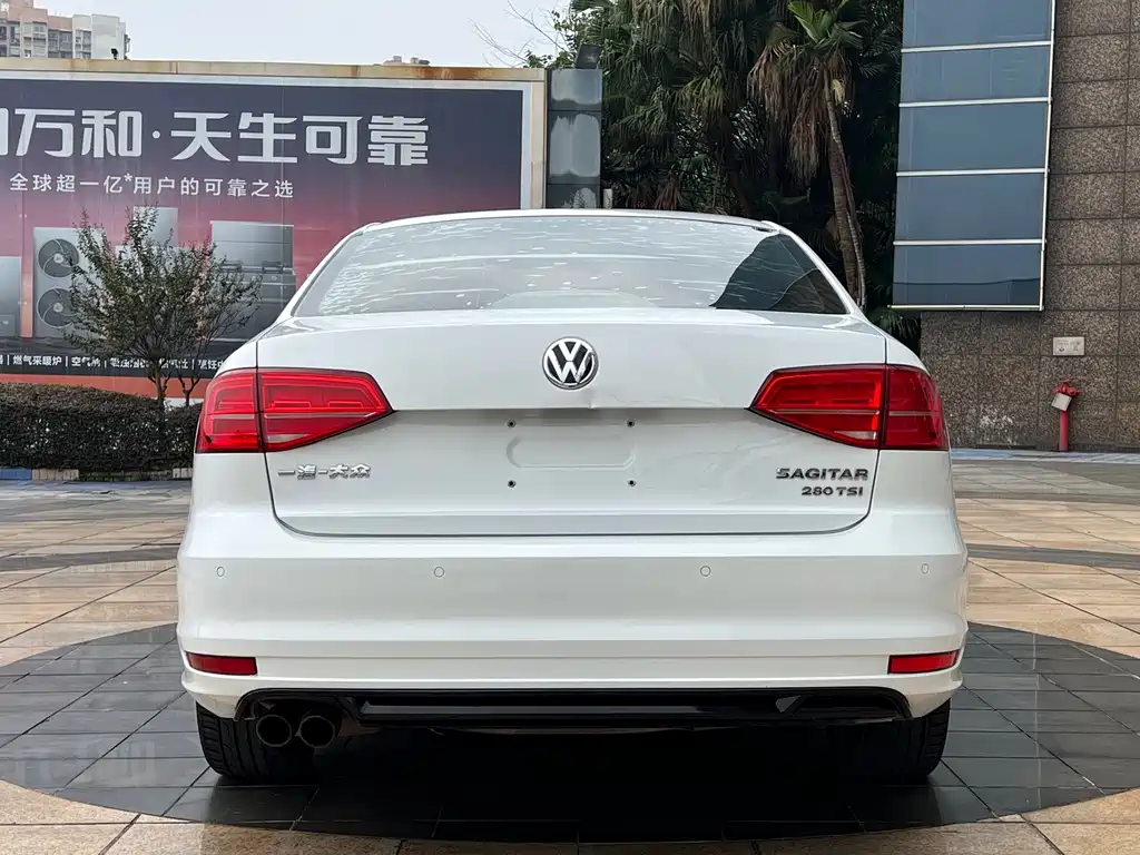 Volkswagen Sagitar — миниатюра 5