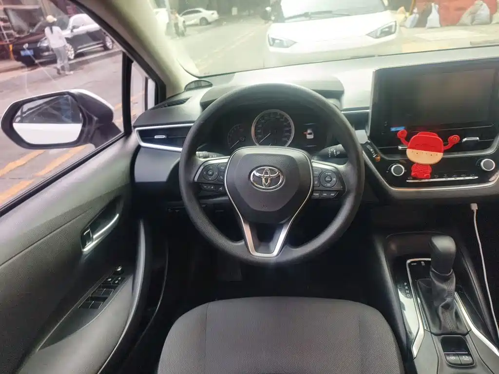 Toyota Corolla — миниатюра 6
