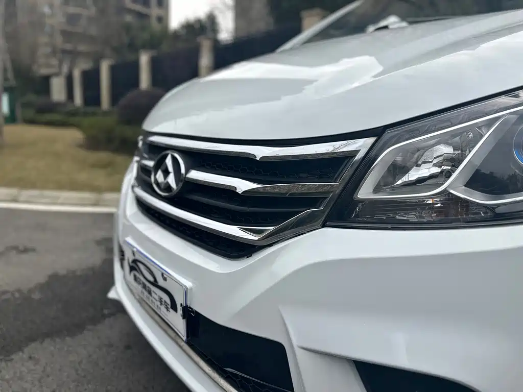 SAIC MAXUS CHASE G10