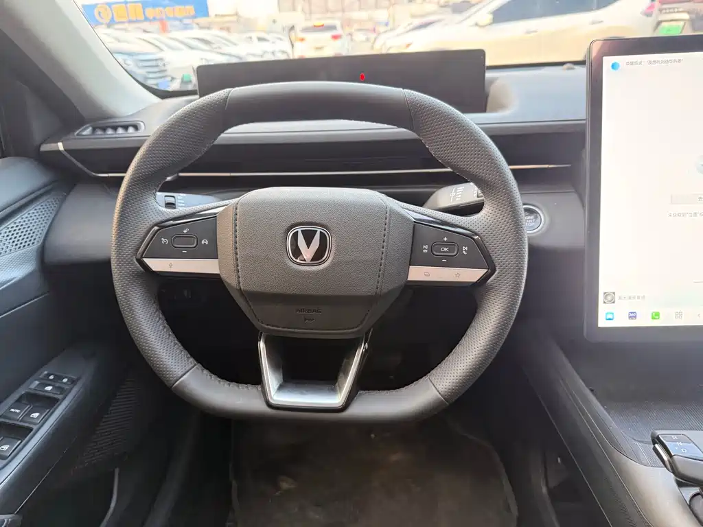 Changan Eado 2025 1.5T 500Bar Luxury