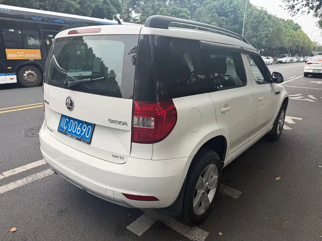 Skoda Yeti — миниатюра 6