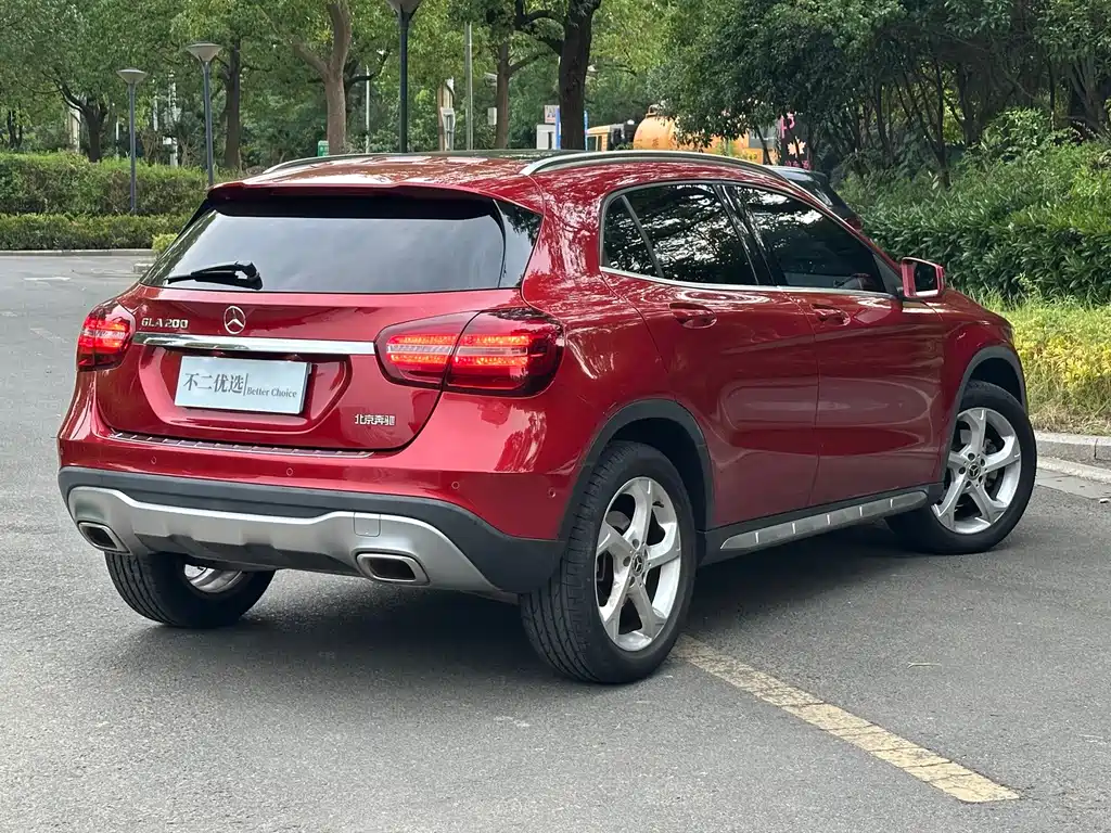Mercedes-Benz GLA — миниатюра 6