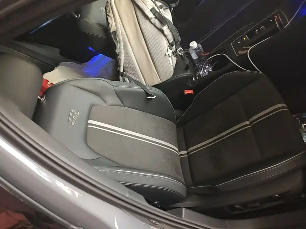 Volkswagen Golf — миниатюра 25