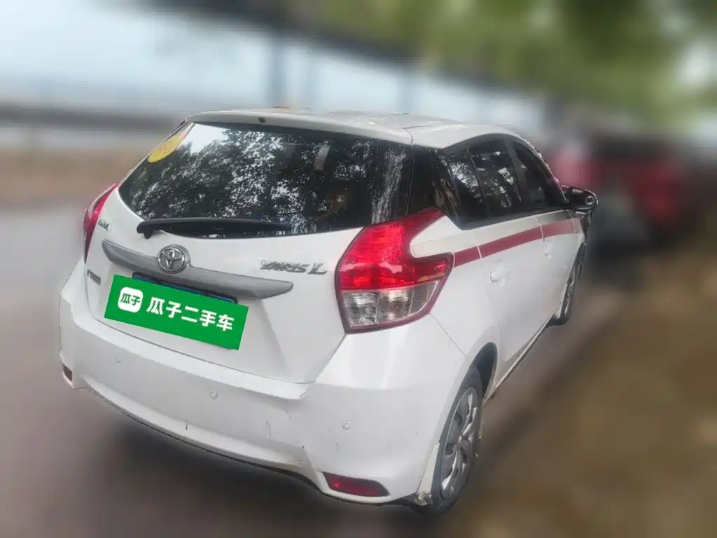 Toyota Yaris L — миниатюра 4