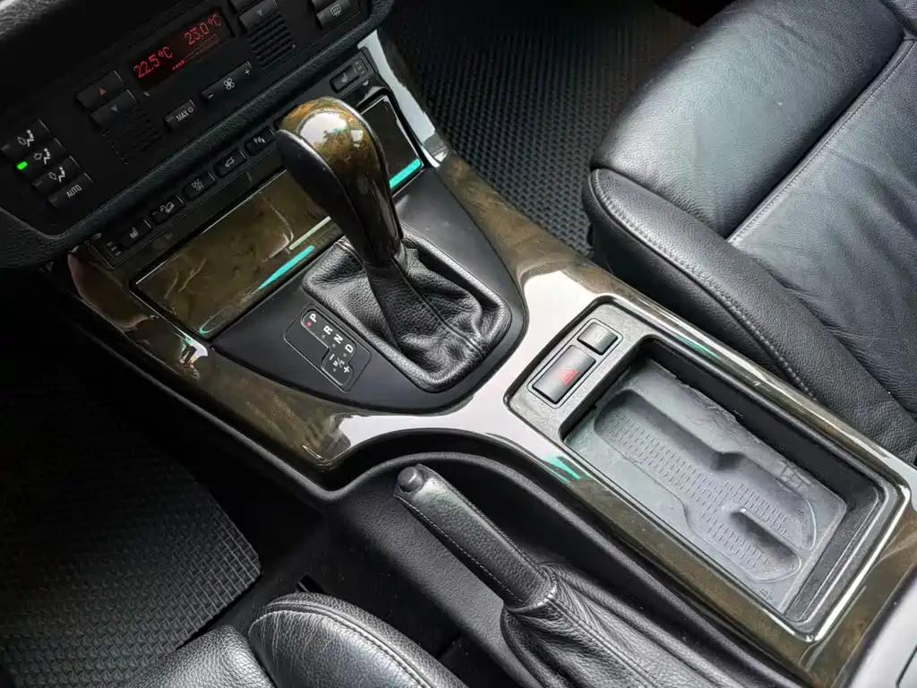 BMW X5 (Import) — миниатюра 16