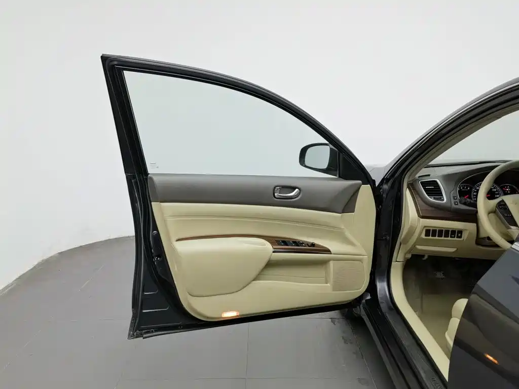 Nissan Teana — миниатюра 8