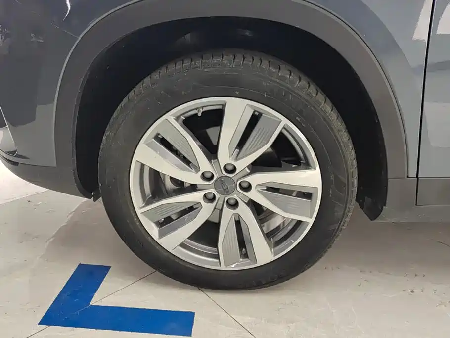 Geely Haoyue — миниатюра 6
