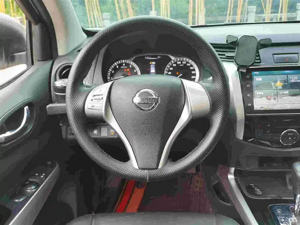 Nissan Terra — миниатюра 20